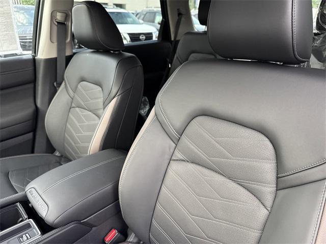 new 2025 Nissan Pathfinder car, priced at $48,196
