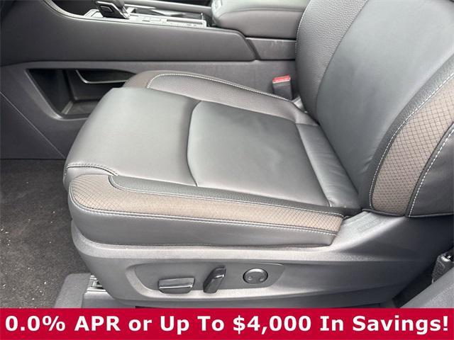 new 2025 Nissan Pathfinder car, priced at $44,429