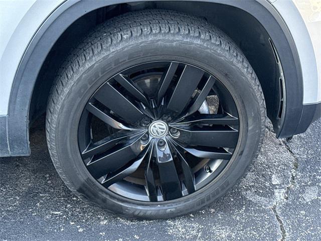 used 2018 Volkswagen Atlas car, priced at $18,998