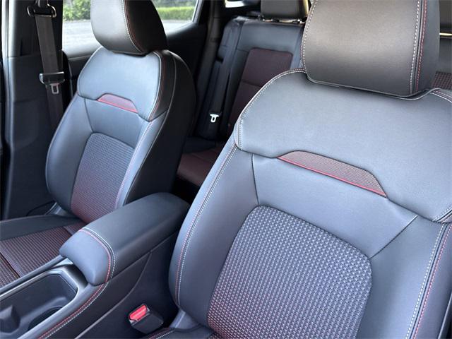 new 2025 Nissan Kicks car, priced at $29,670