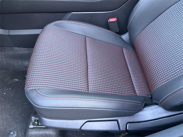 new 2025 Nissan Kicks car, priced at $29,670