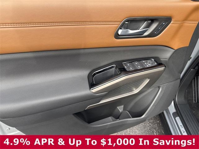 new 2025 Nissan Pathfinder car, priced at $47,165