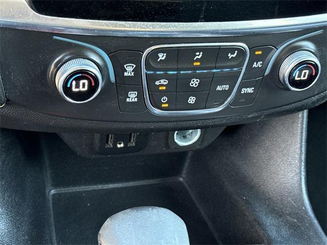 used 2021 Chevrolet Traverse car, priced at $21,195