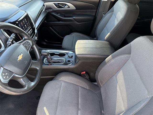 used 2021 Chevrolet Traverse car, priced at $21,195