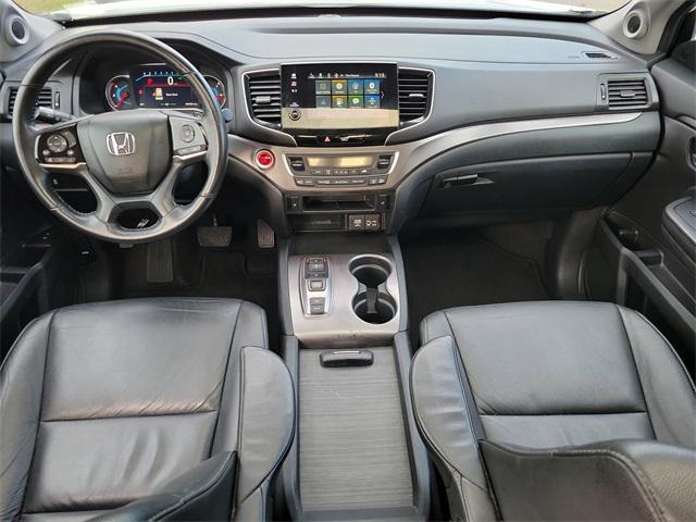 used 2022 Honda Pilot car, priced at $32,995