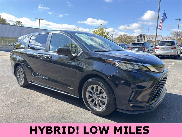 used 2021 Toyota Sienna car, priced at $39,699