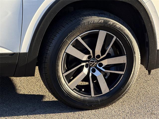 used 2022 Volkswagen Atlas car, priced at $28,995