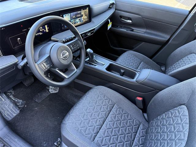 new 2025 Nissan Kicks car, priced at $26,184