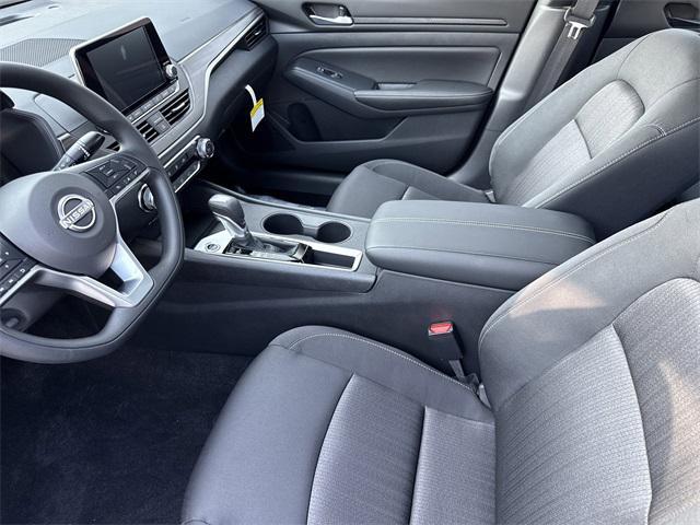 new 2025 Nissan Altima car, priced at $27,995