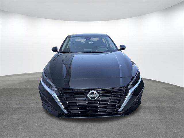 new 2025 Nissan Altima car, priced at $27,995