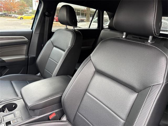 used 2021 Volkswagen Atlas Cross Sport car, priced at $20,995