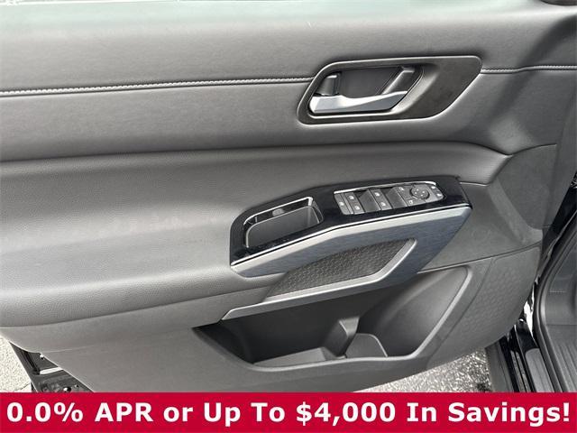 new 2025 Nissan Pathfinder car, priced at $44,214