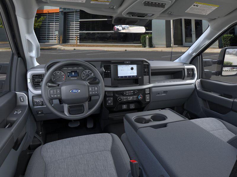 new 2025 Ford F-350 car, priced at $53,302