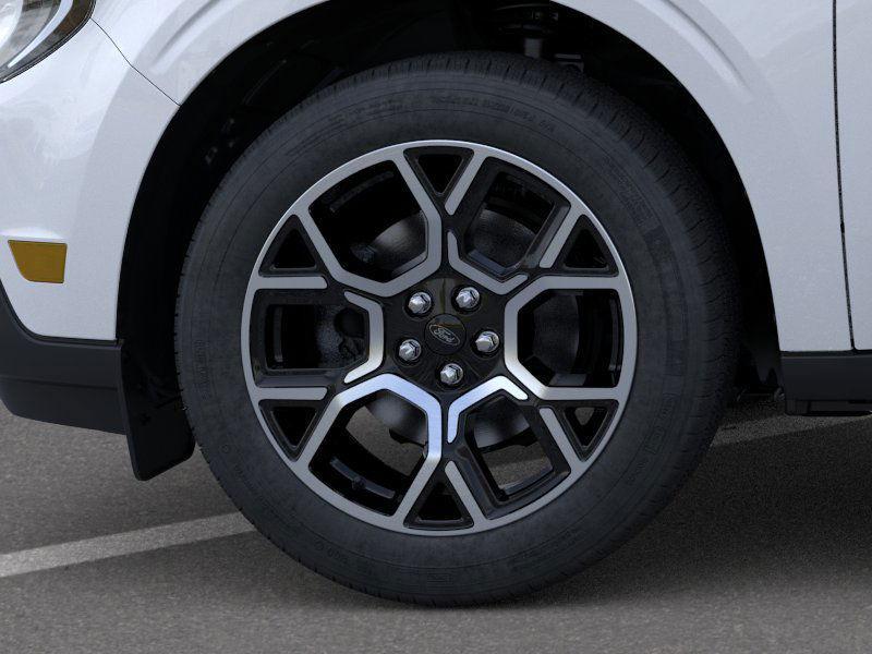 new 2025 Ford Maverick car, priced at $35,722