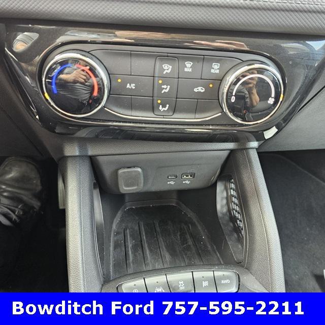 used 2025 Chevrolet TrailBlazer car, priced at $28,494