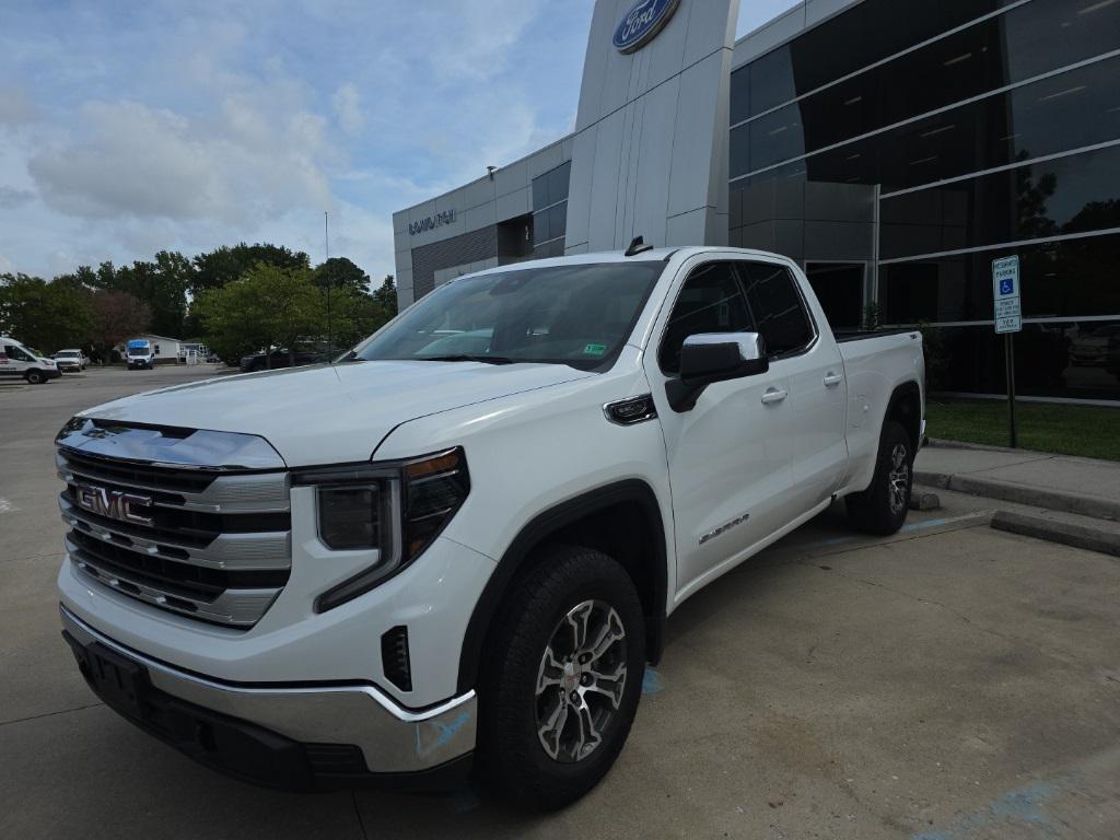 used 2023 GMC Sierra 1500 car, priced at $29,750