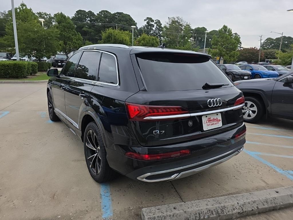 used 2023 Audi Q7 car, priced at $38,200