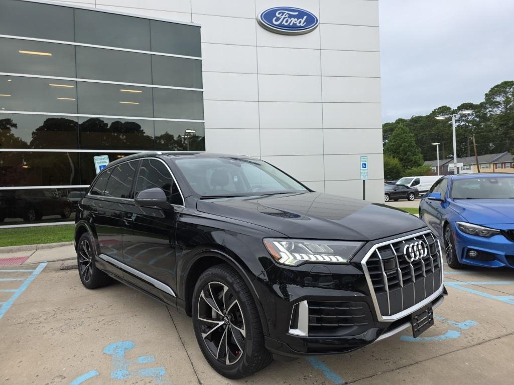 used 2023 Audi Q7 car, priced at $38,200