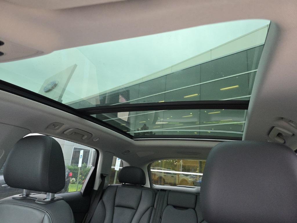 used 2023 Audi Q7 car, priced at $38,200