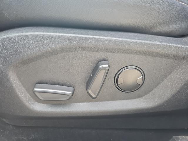 used 2023 Ford Edge car, priced at $22,950