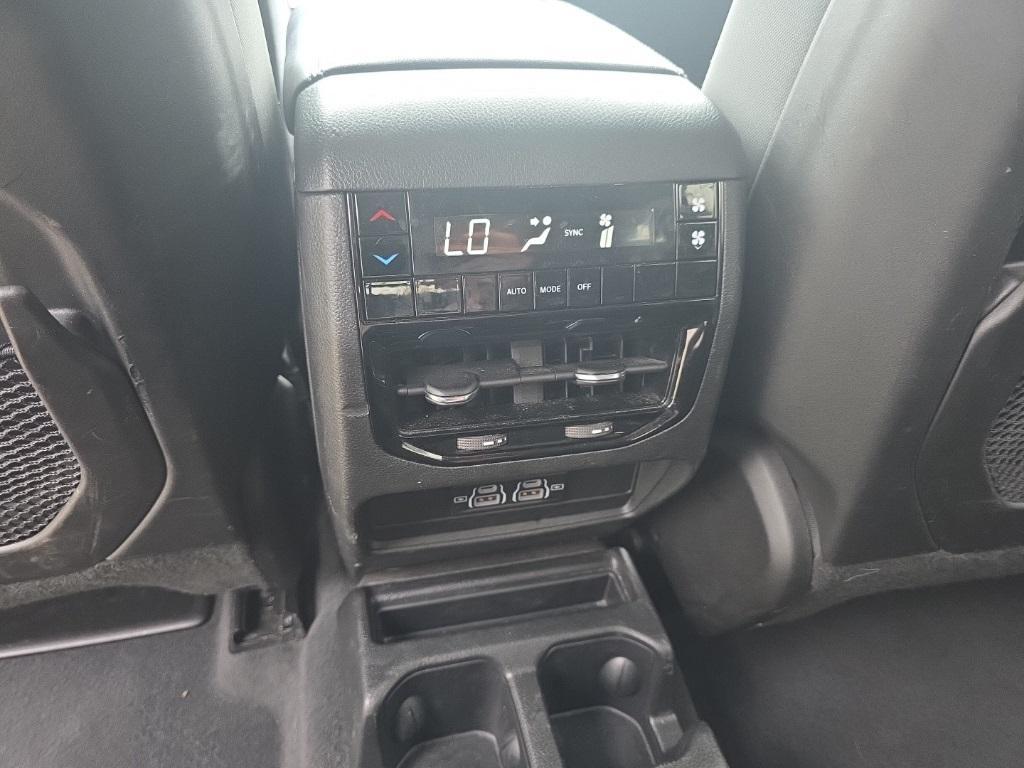 used 2023 Jeep Grand Cherokee L car, priced at $24,995