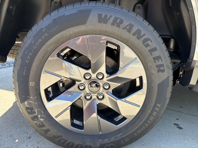new 2024 Ford F-150 Lightning car