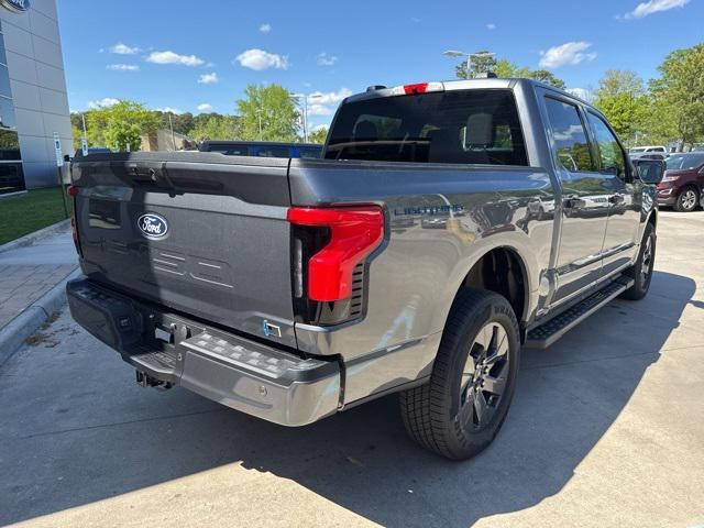 new 2024 Ford F-150 Lightning car