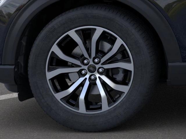 new 2025 Ford Explorer car, priced at $43,912