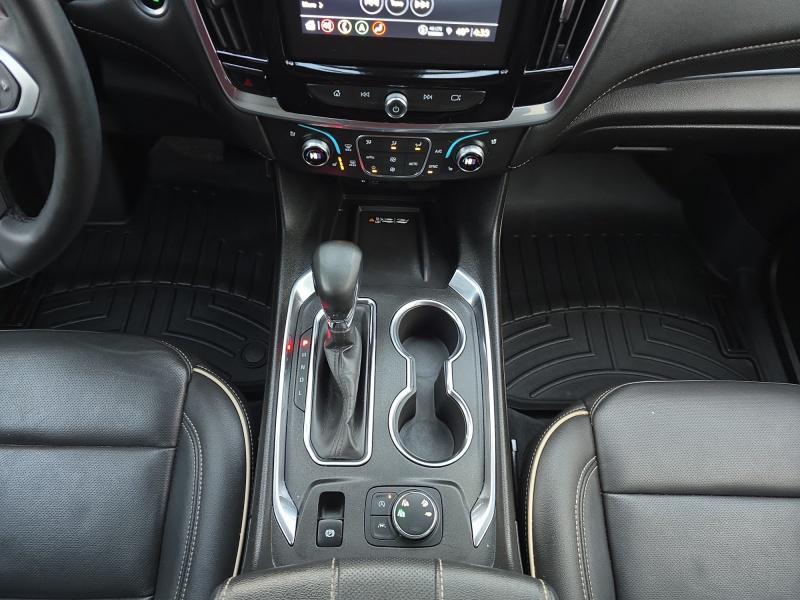 used 2023 Chevrolet Traverse car, priced at $40,490