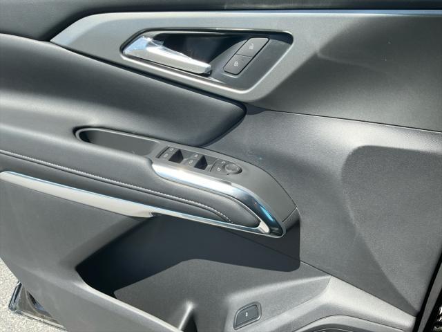 new 2025 Chevrolet Traverse car, priced at $45,094