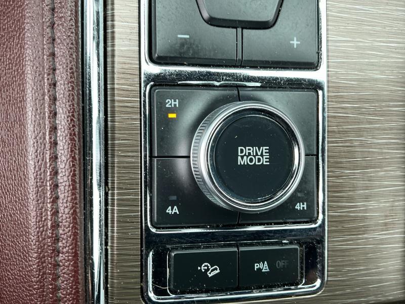 used 2023 Ford Expedition car, priced at $41,999