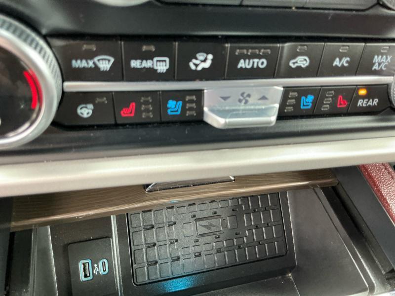 used 2023 Ford Expedition car, priced at $41,999