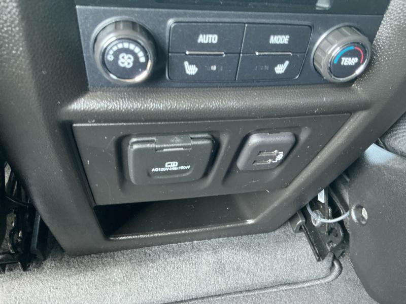 used 2019 Chevrolet Traverse car, priced at $22,470