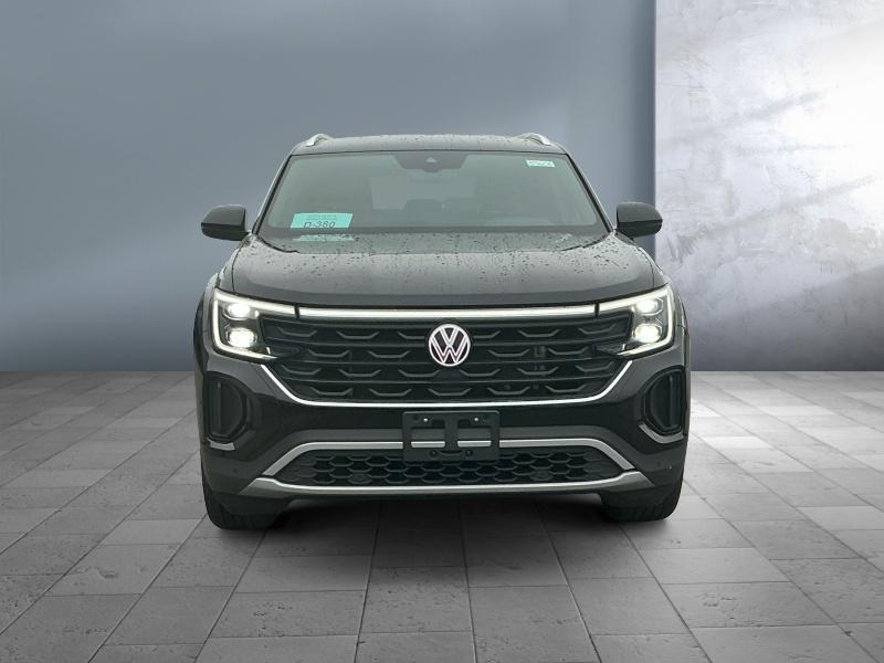 used 2024 Volkswagen Atlas Cross Sport car, priced at $34,990