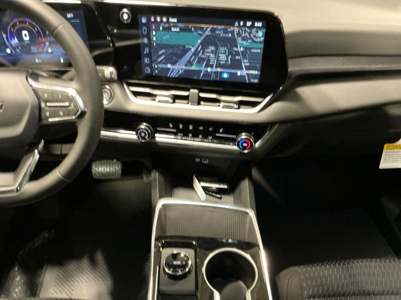 new 2026 Chevrolet Equinox car, priced at $31,069