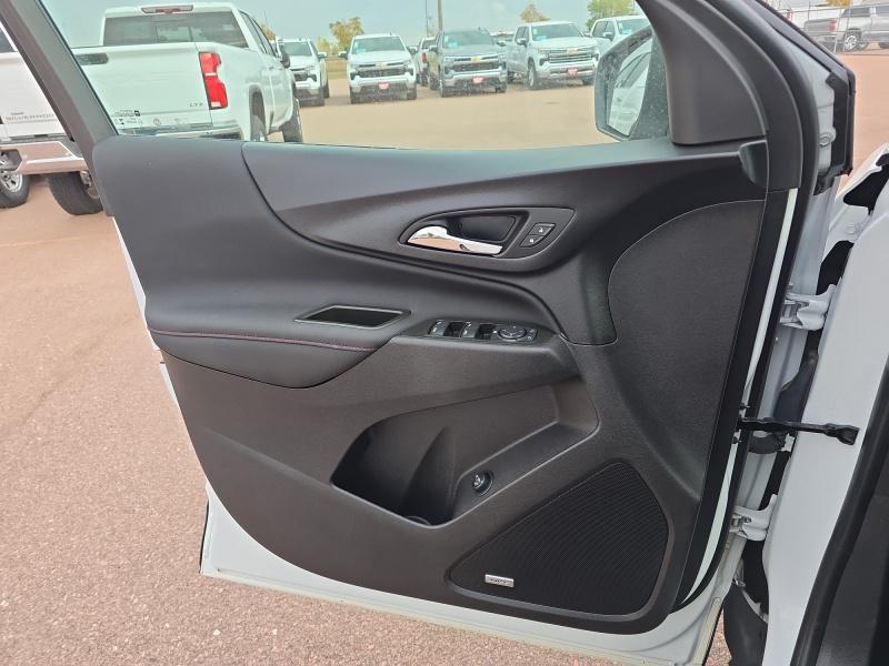 used 2024 Chevrolet Equinox car, priced at $28,990