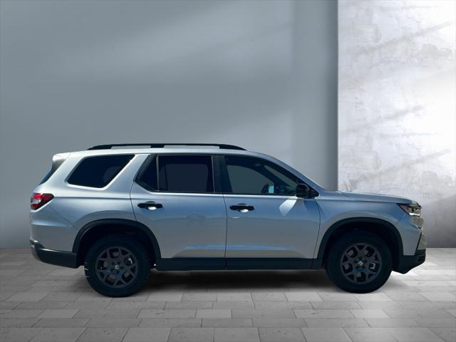 used 2023 Honda Pilot car, priced at $43,999