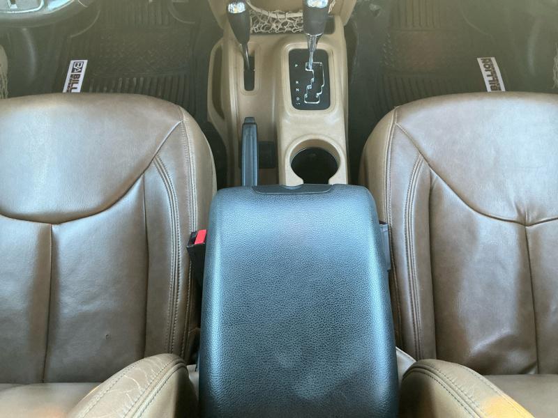 used 2013 Jeep Wrangler Unlimited car, priced at $14,990