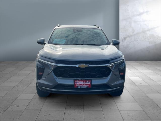 new 2025 Chevrolet Trax car, priced at $25,384