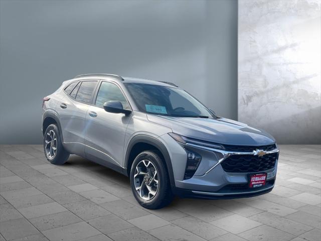 new 2025 Chevrolet Trax car, priced at $25,384