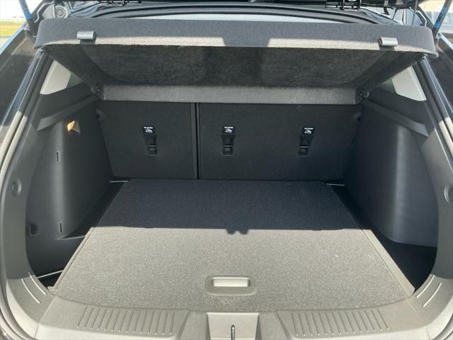 new 2025 Chevrolet Trax car, priced at $25,490