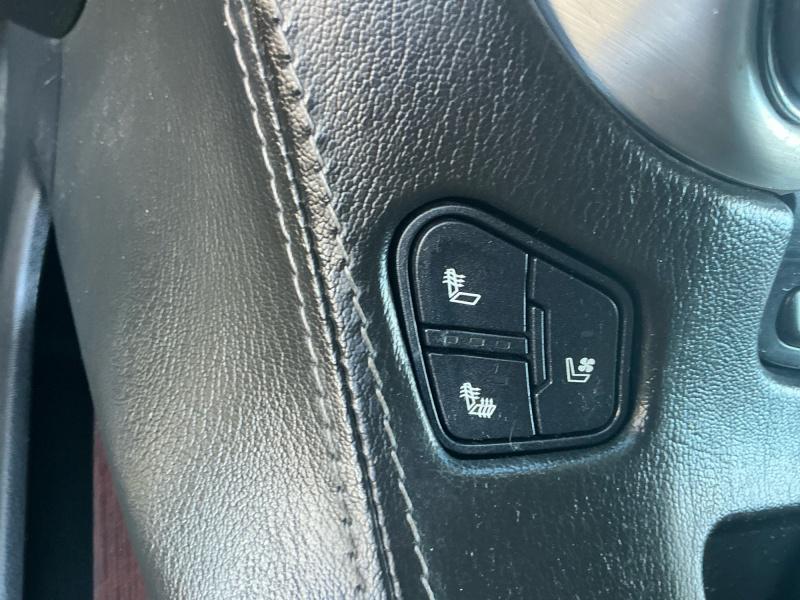 used 2020 GMC Yukon car, priced at $27,499