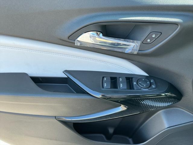 new 2025 Chevrolet Trax car, priced at $25,784
