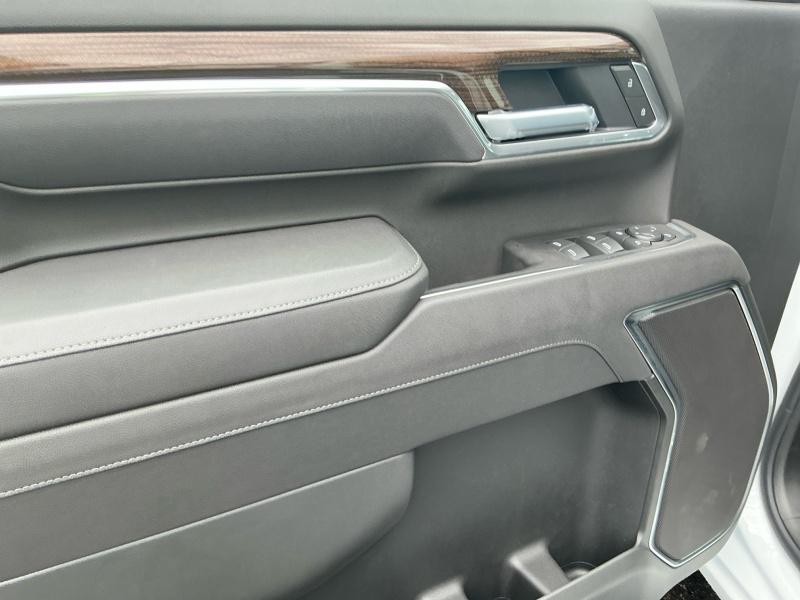 new 2025 Chevrolet Silverado 2500 car, priced at $73,869