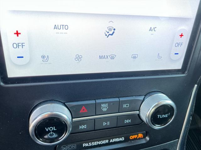used 2024 Ford Edge car, priced at $32,990