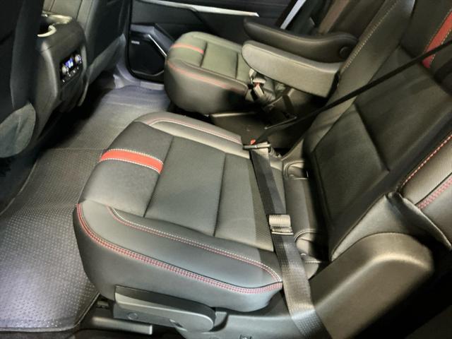 new 2025 Chevrolet Traverse car, priced at $59,494