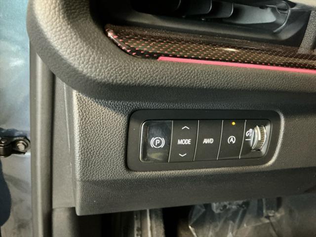 new 2025 Chevrolet Traverse car, priced at $59,494