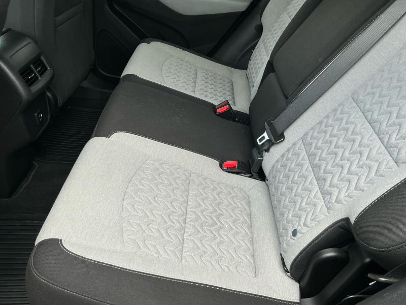 used 2023 Chevrolet Equinox car, priced at $23,999