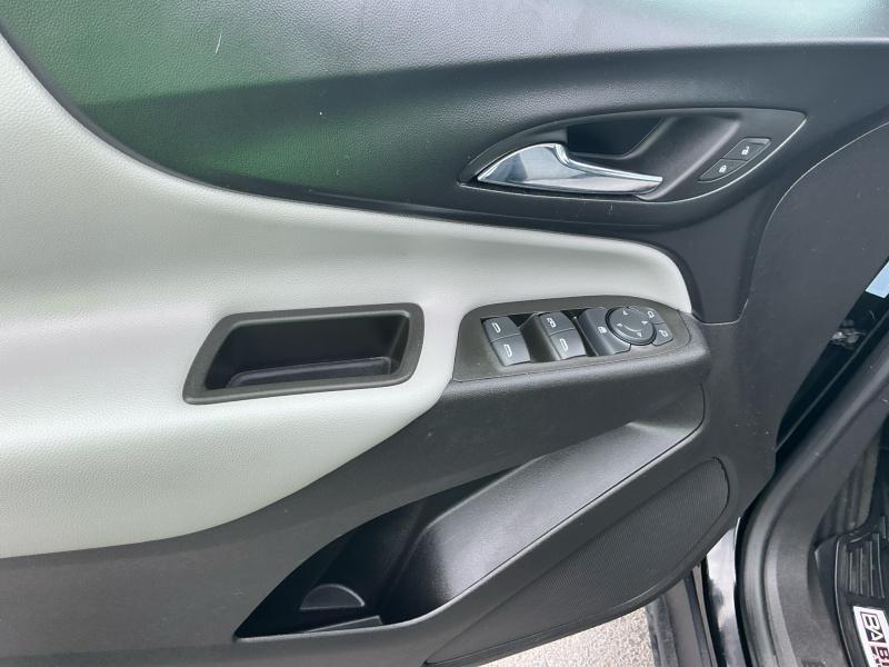 used 2023 Chevrolet Equinox car, priced at $23,999