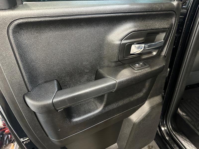 used 2022 Ram 1500 Classic car, priced at $30,999